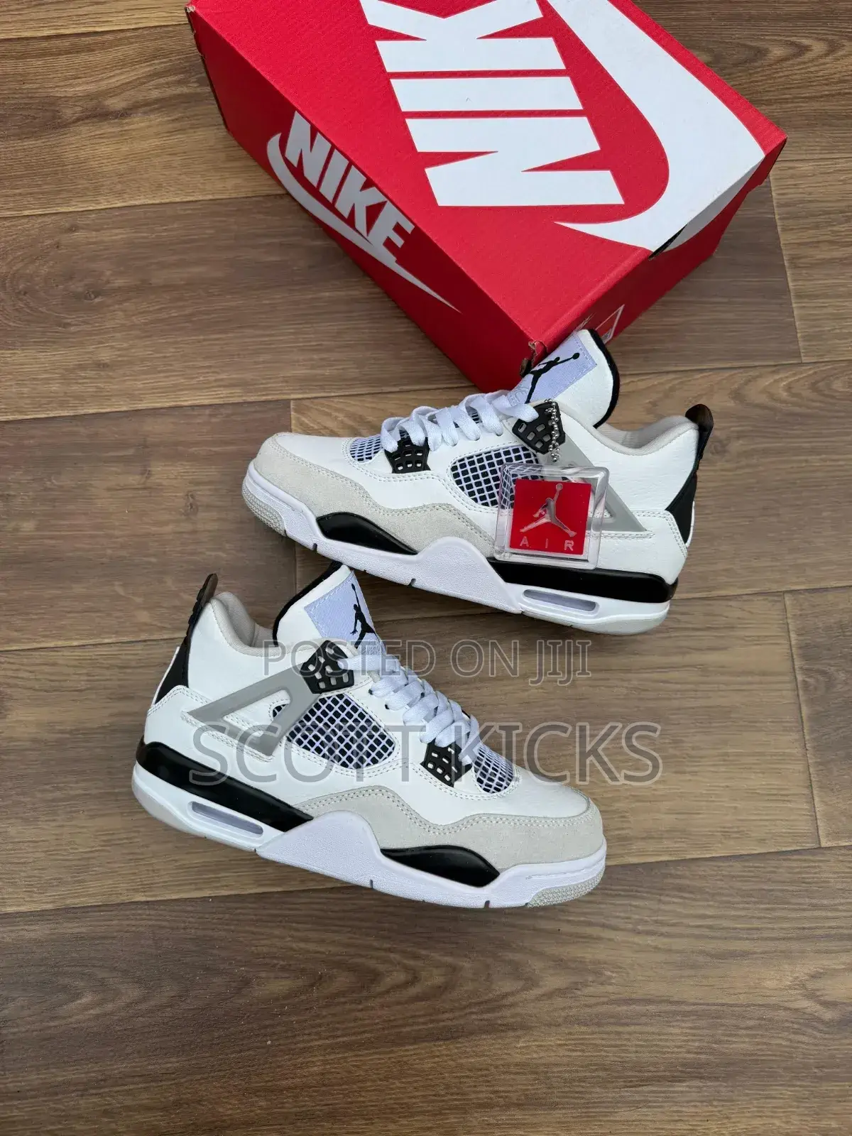 Air Jordan 4 Military Black