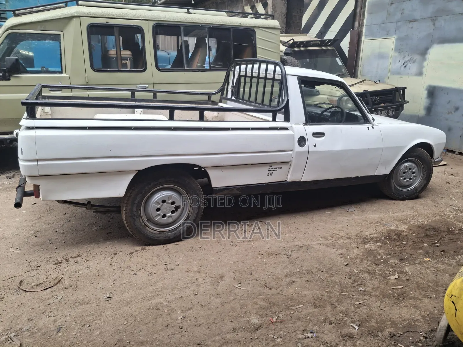 Peugeot 504 1997 White