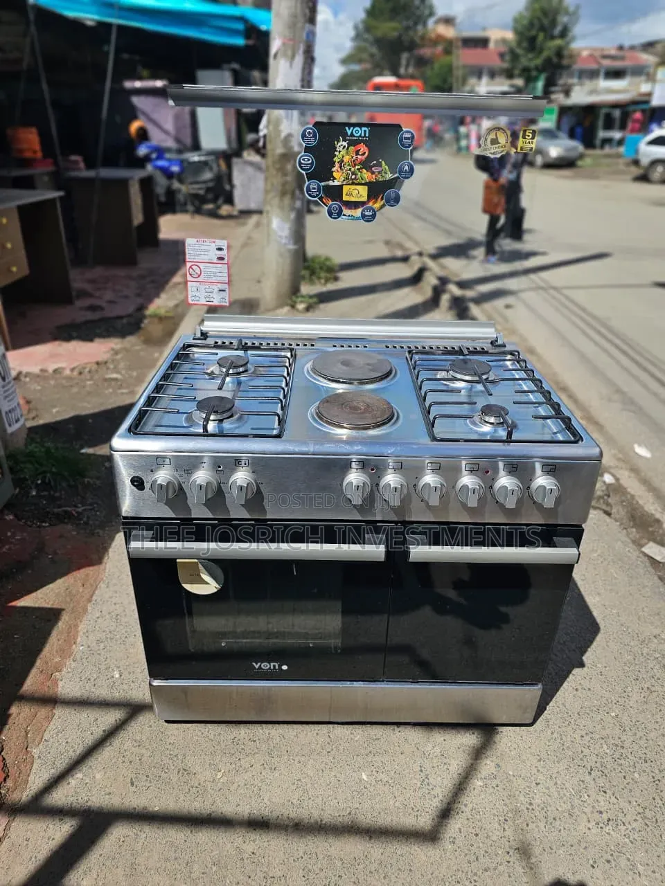 Von 6 Burner Cooker With Gas Compartment