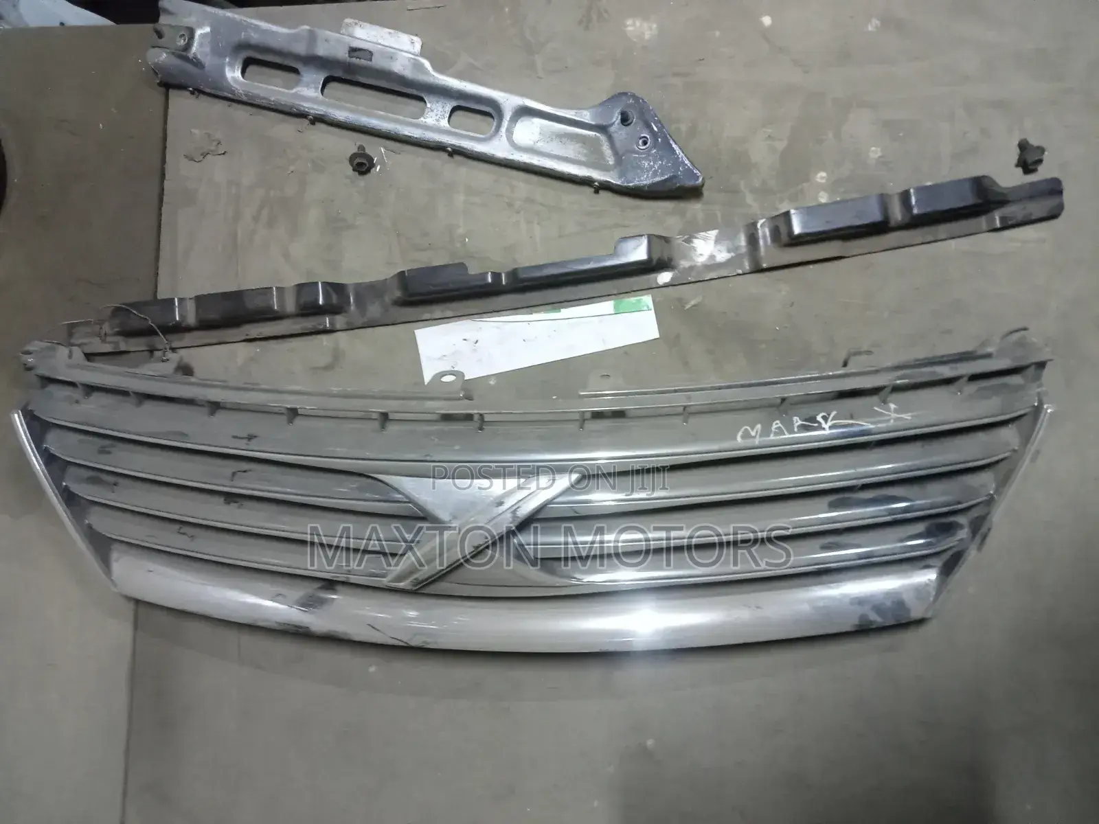 Mark X Grille With Small Defect