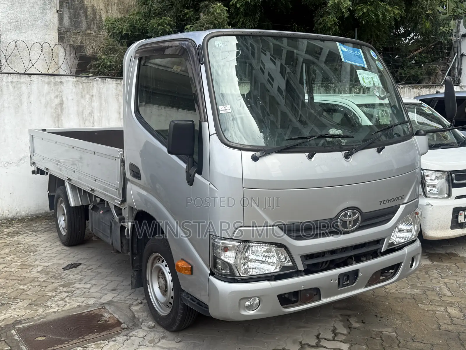 Toyota TownAce 2018 Silver
