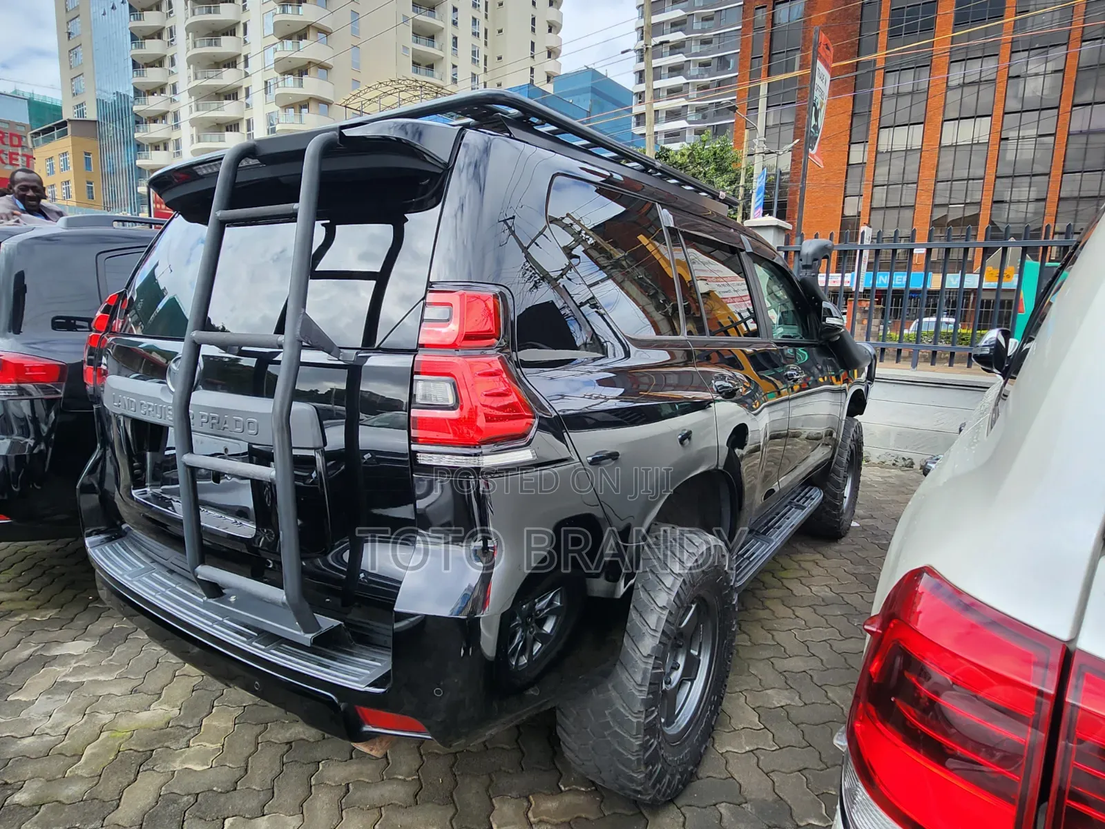 Toyota Land Cruiser Prado 2.8 2019 Black