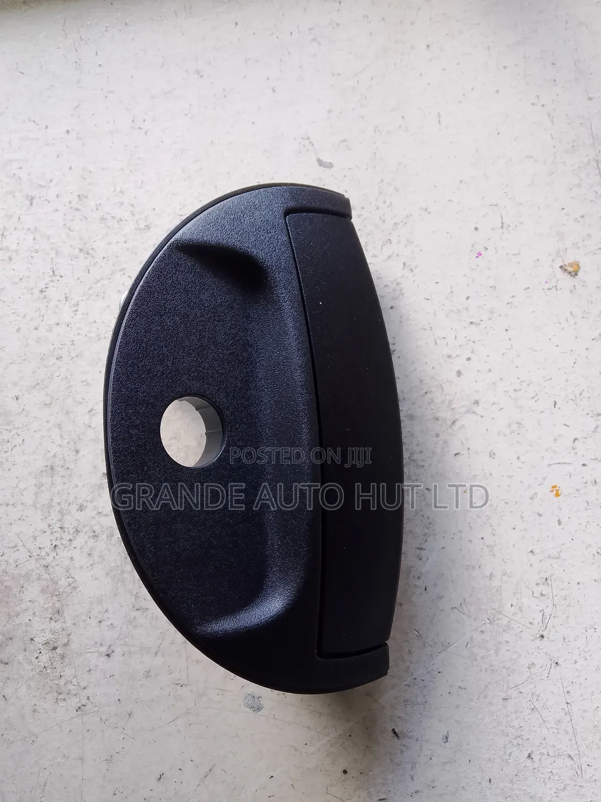 Outer Handle Right Hand Hyundai H100 Truck (Genuine)