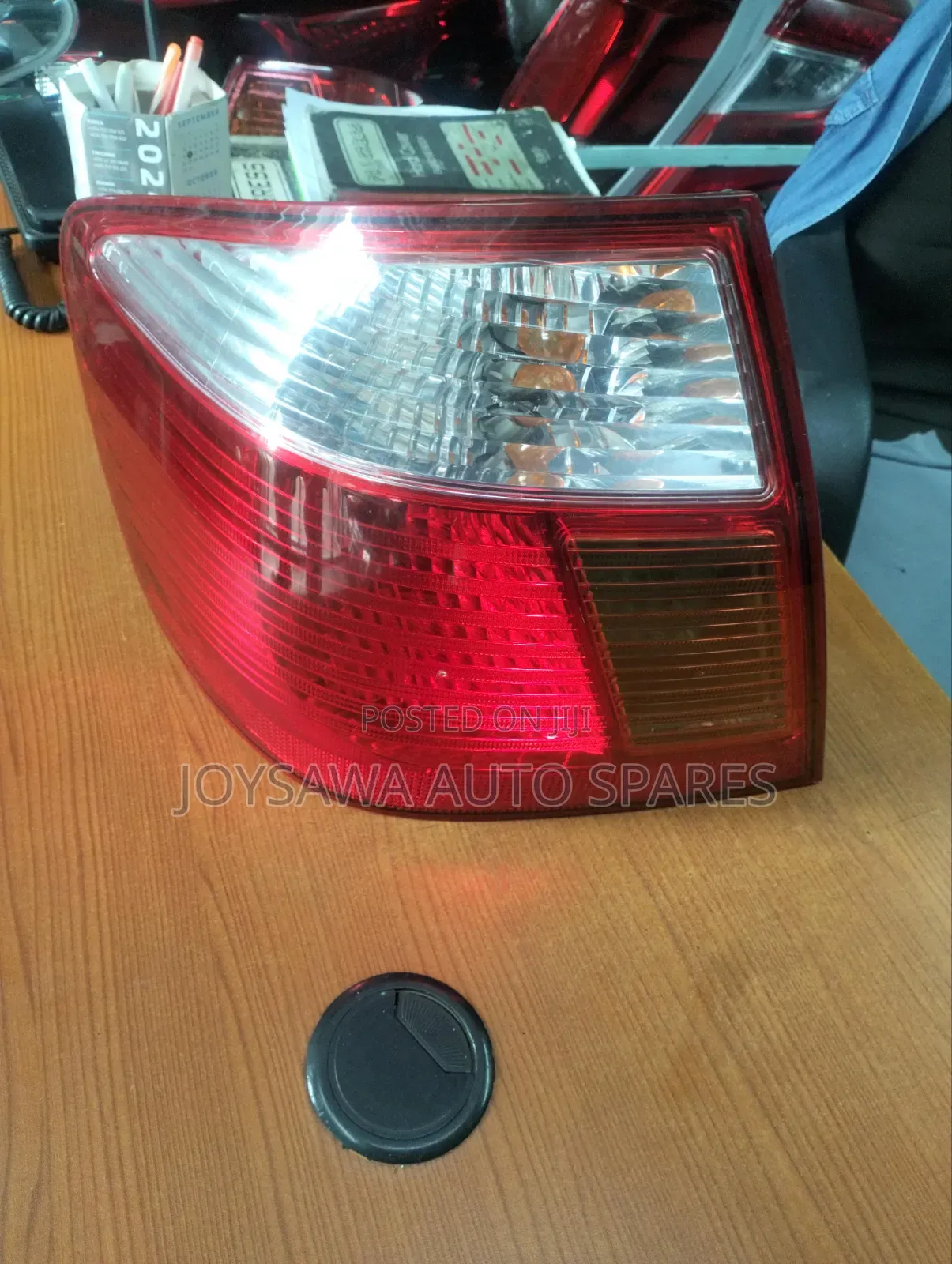 Toyota Premio 2002 Taillight
