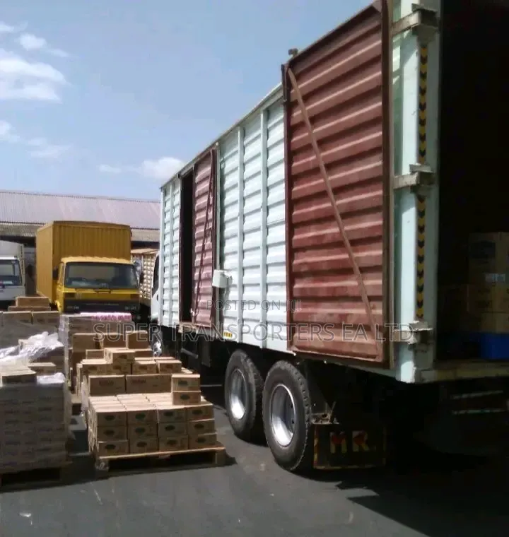 Trailers At.Hand for Transport"Jobs