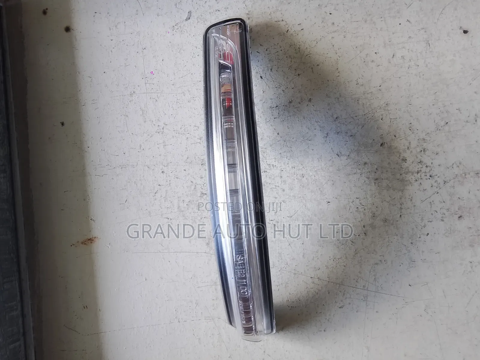 Left Side Mirror Blinker Kia Rio 2012 (Genuine)