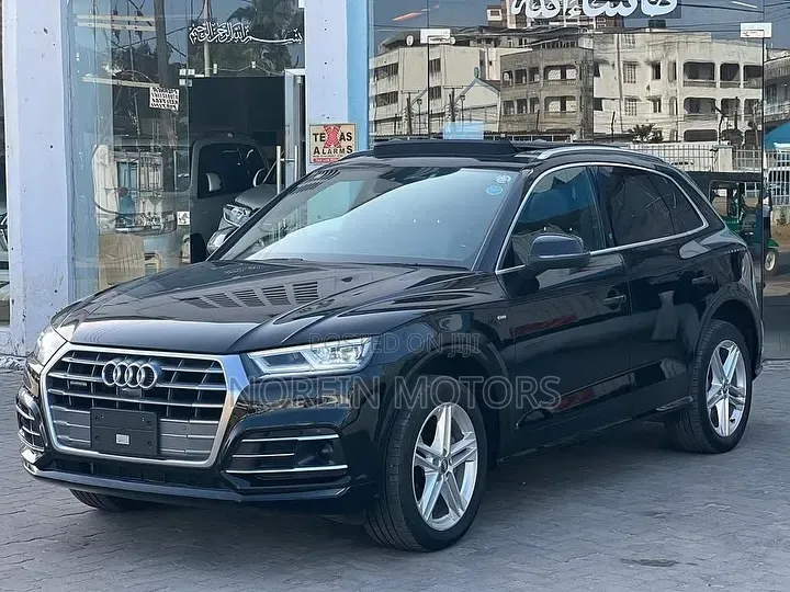 Audi Q5 2.0T Premium AWD quattro 2019 Black