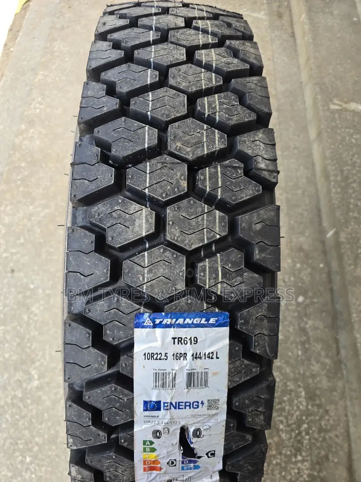 10 R22.5 Triangle Tyres (Diff)