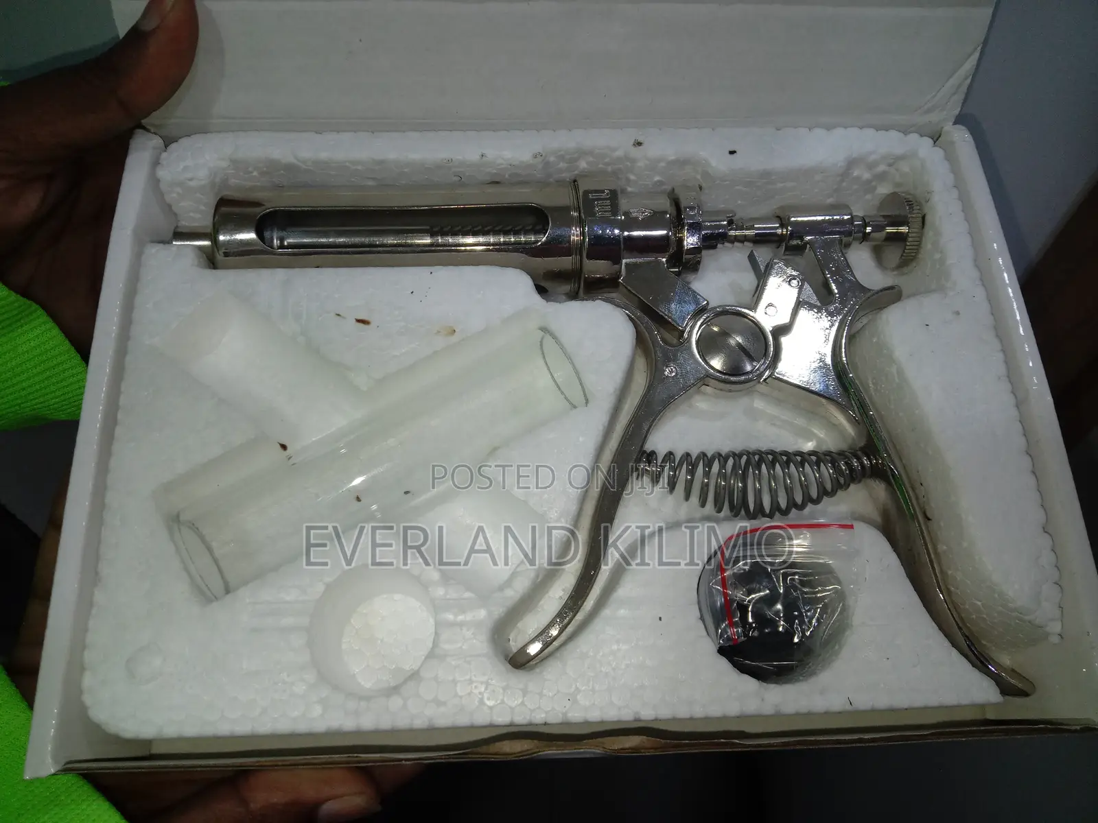 Continuous Livestock Injector