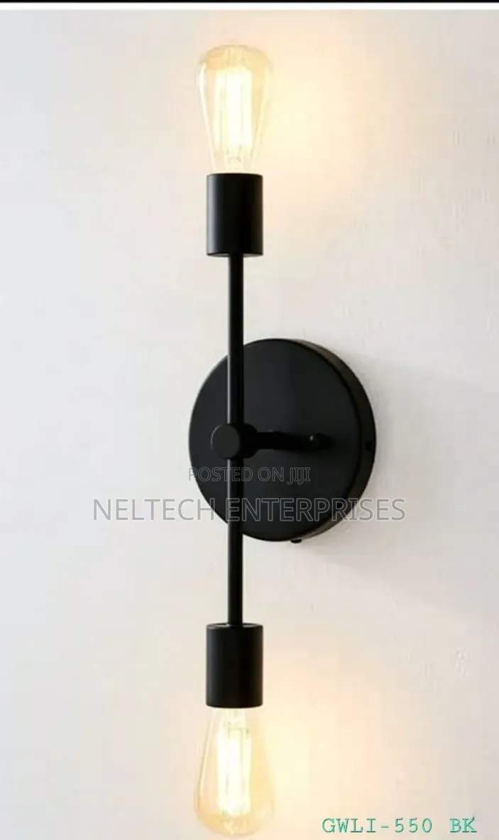 Classic Wall Bracket for 2 Bulbs