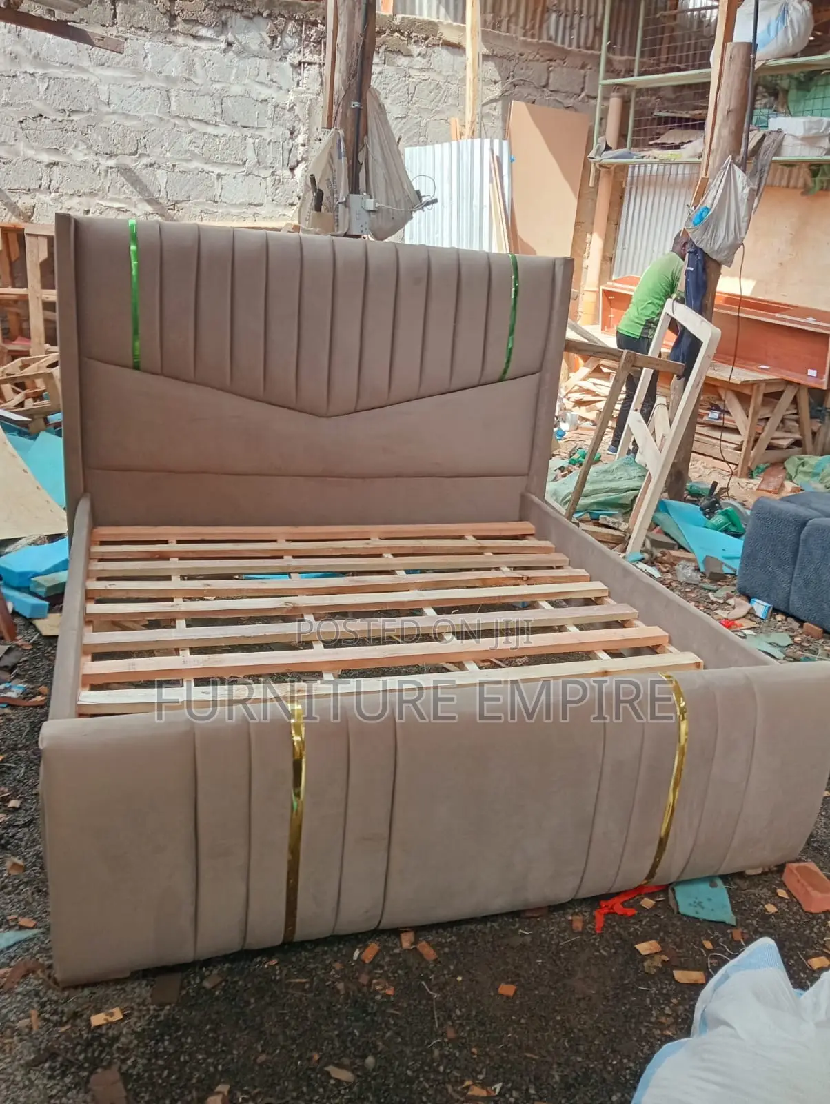 Sand Stone Chester Bed