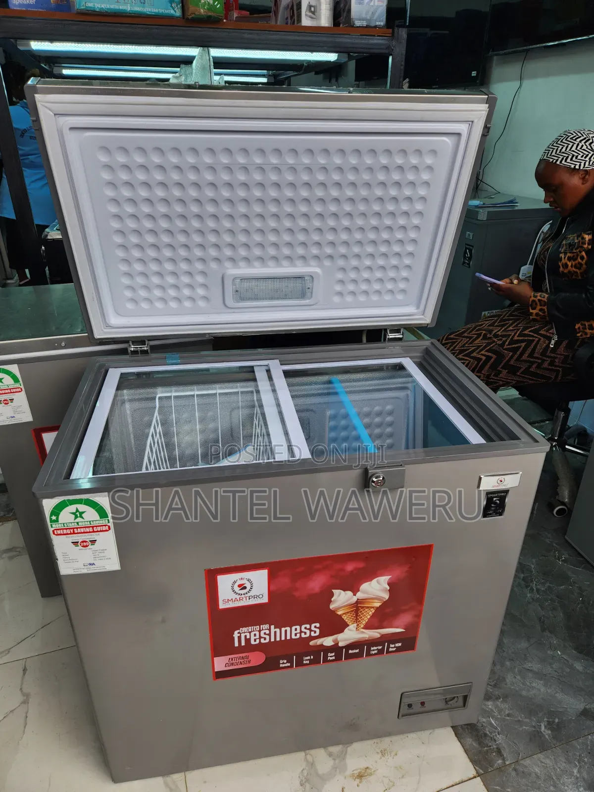 Deepfreezer 200litres