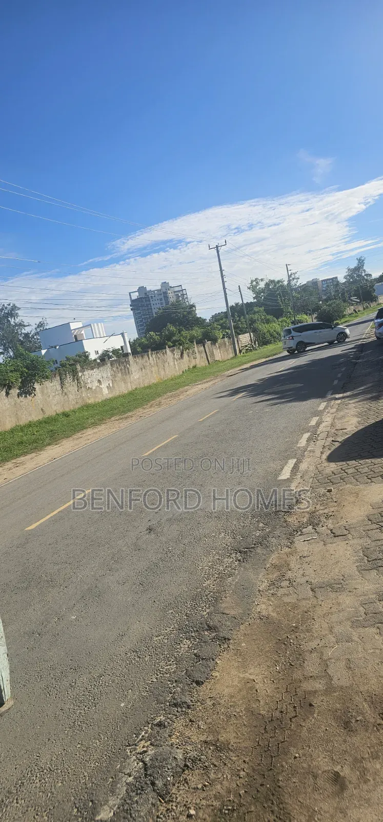 Half Acre Piece of Land on Sale 1st Avenue Nyali Mombasa