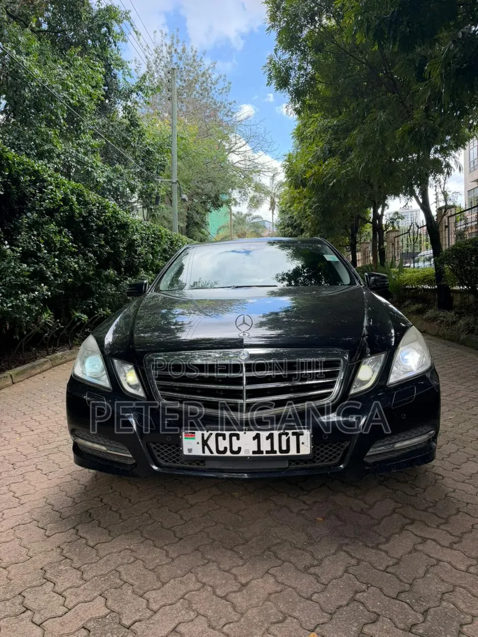 Mercedes-Benz E300 2011 Black