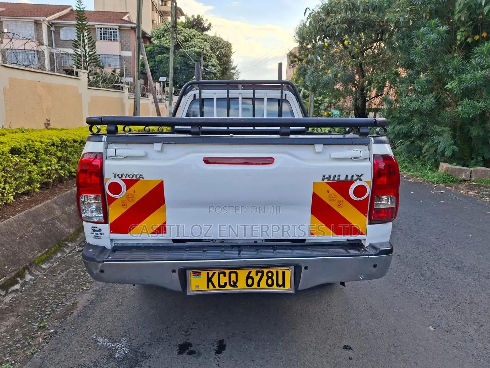 Toyota Hilux 2.7 VVT-i 4X4 SRX 2011 White