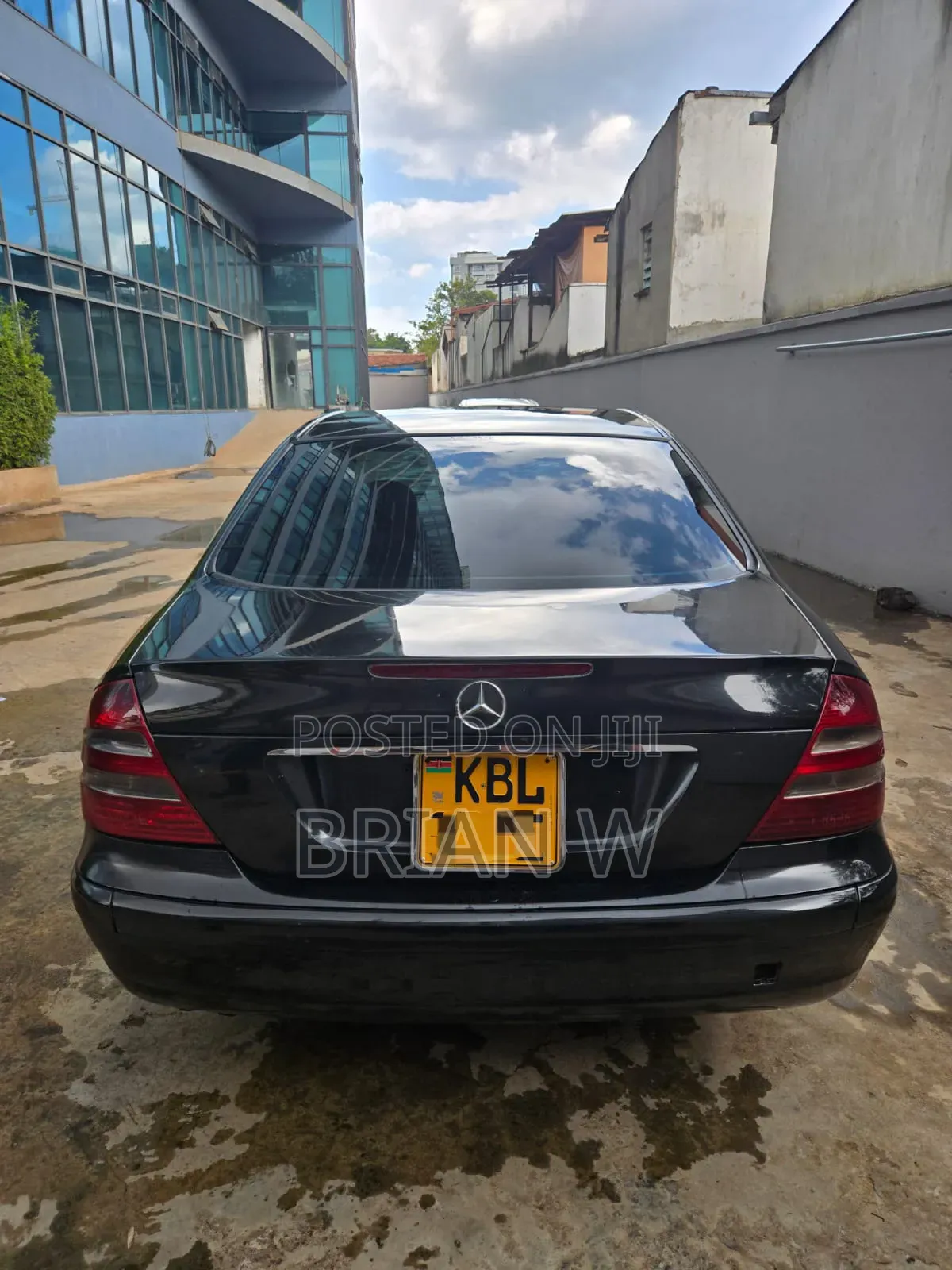 Mercedes-Benz E220 2003 Black