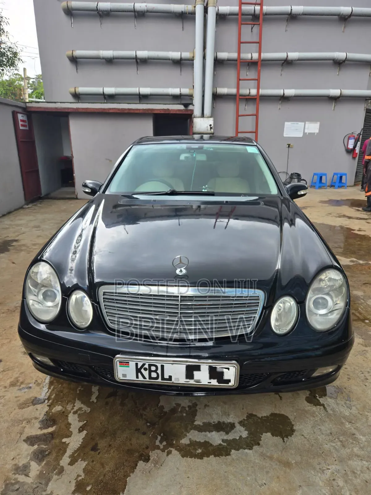 Mercedes-Benz E220 2003 Black