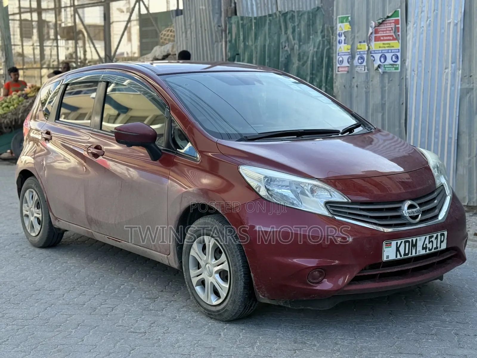 Nissan Note 1.2 Petrol 2015 Maroon