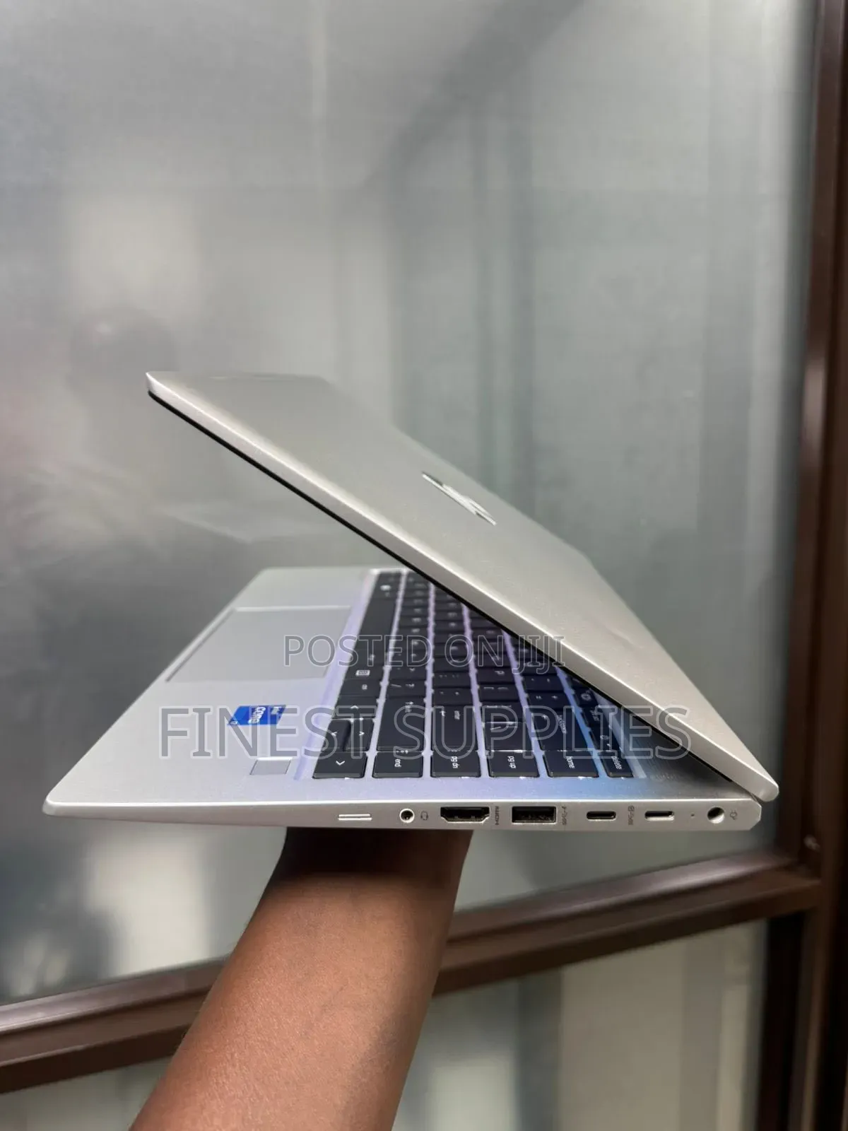 Laptop HP ProBook 440 G10 8GB Intel Core i7 SSD 256GB