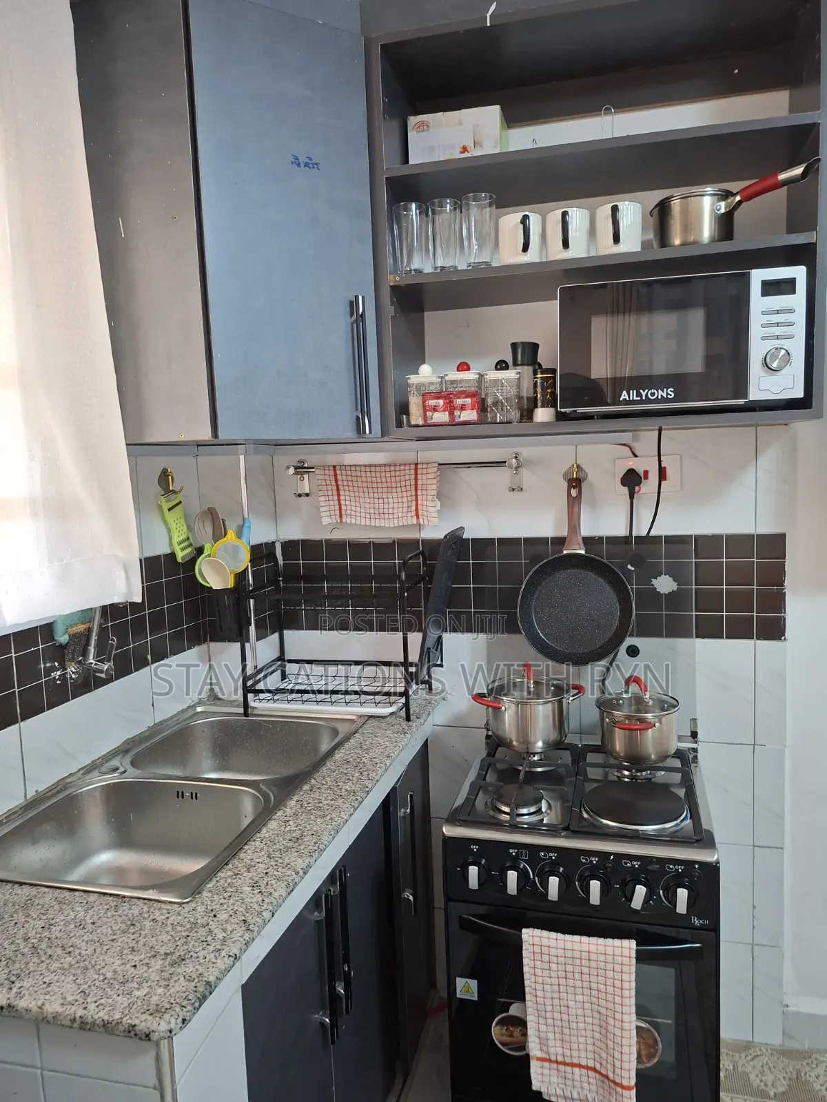 Budget Studio - Airbnb in Ruaka Town Near Two Rivers