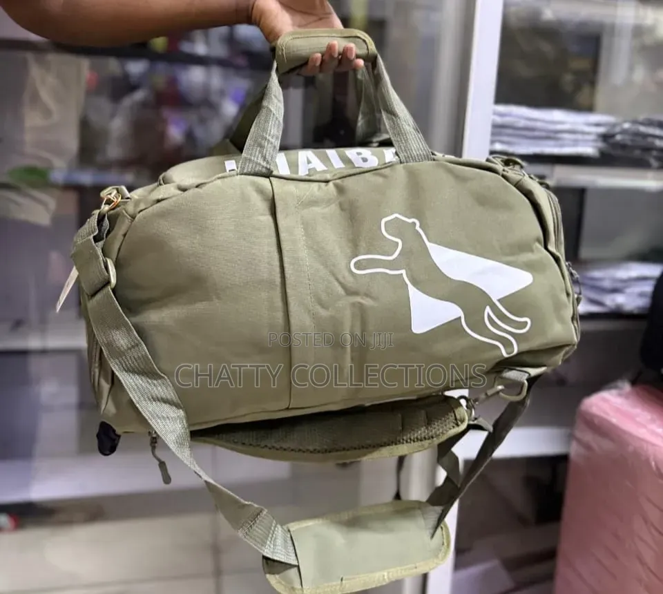 Unisex Jungle Green Puma Waterproof Sports/Gym /Travel Duffle Bags