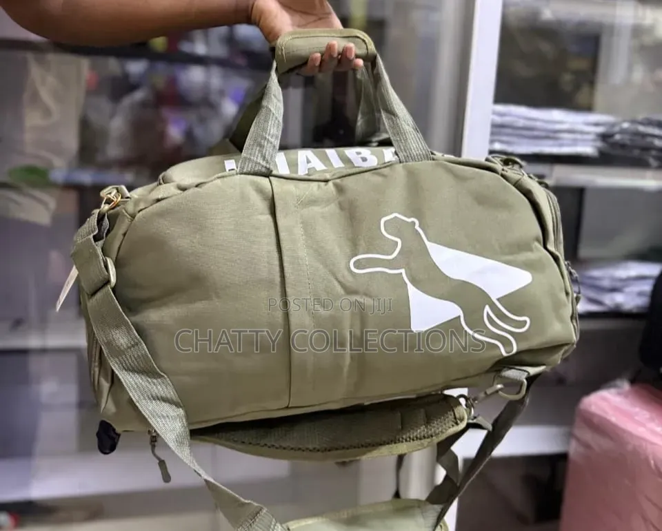 Unisex Jungle Green Puma Waterproof Sports/Gym /Travel Duffle Bags