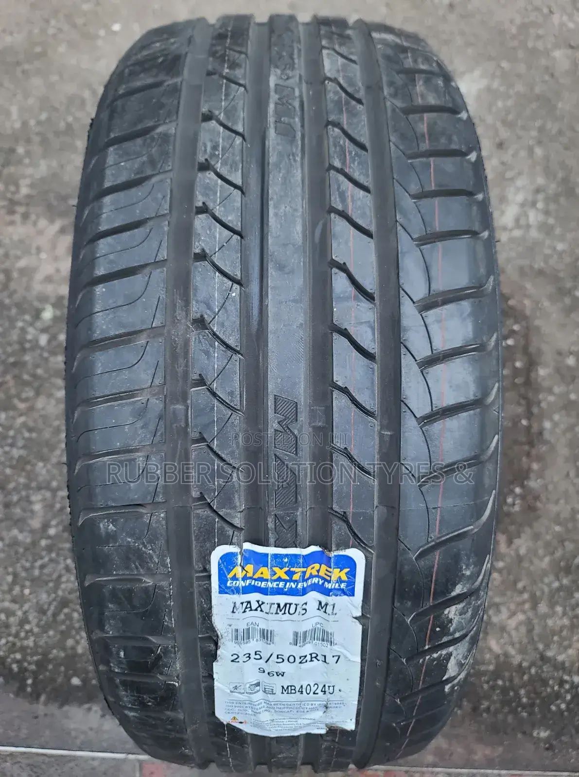 235/50 R17 Maxtrek Tyres 96w X/L Muximus M1