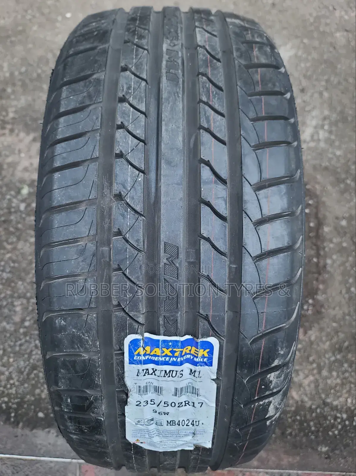 235/50 R17 Maxtrek Tyres 96w X/L Muximus M1