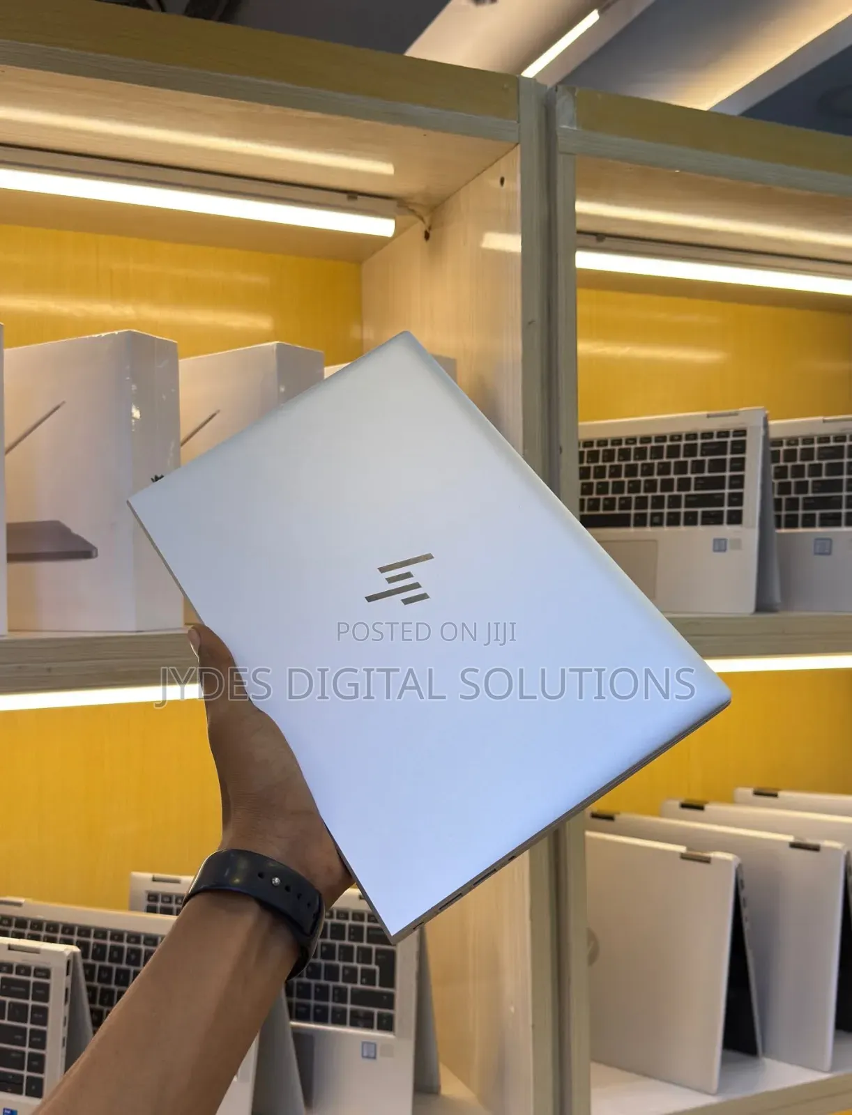 Laptop HP EliteBook 830 G8 16GB Intel Core i7 SSD 512GB