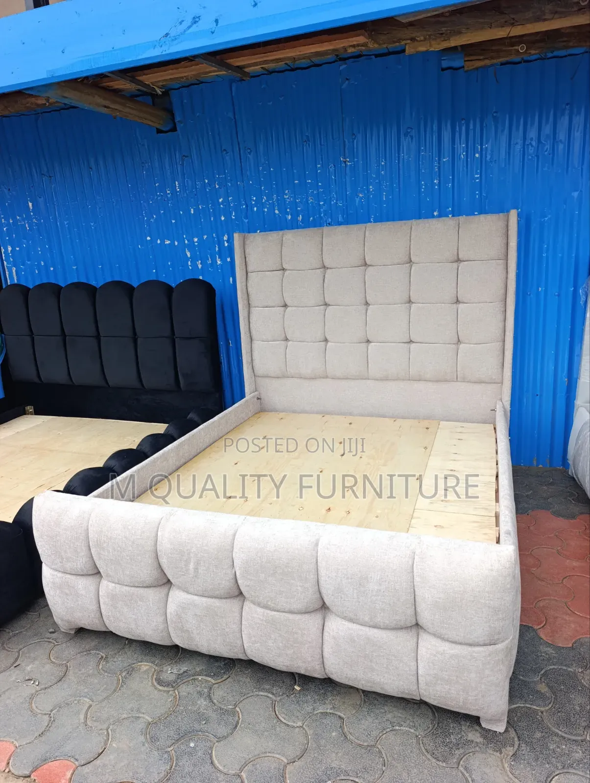 Affordable Sjmple Bed Design- Clean and Modern