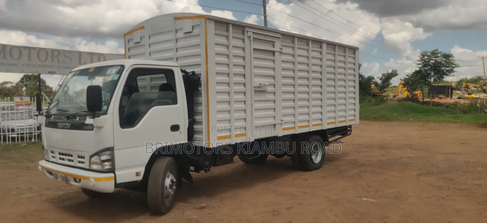 Isuzu NQR 2010