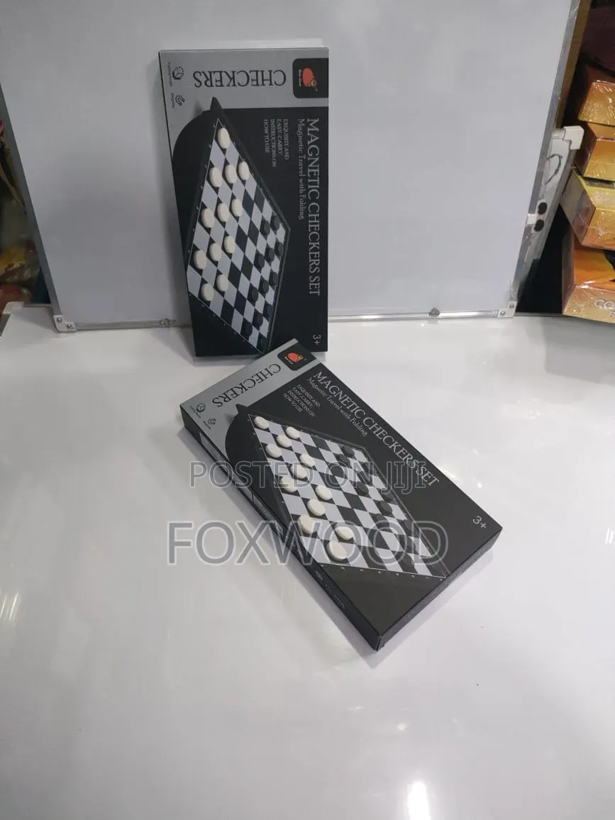 Magnetic Checkers Set.