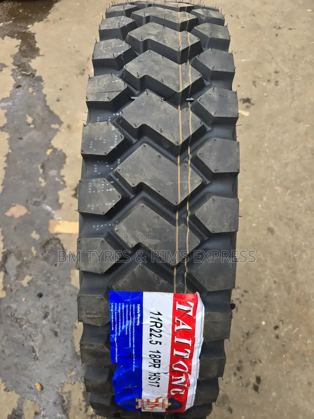 11 R22. 5 Taitong Tyres (Diff)