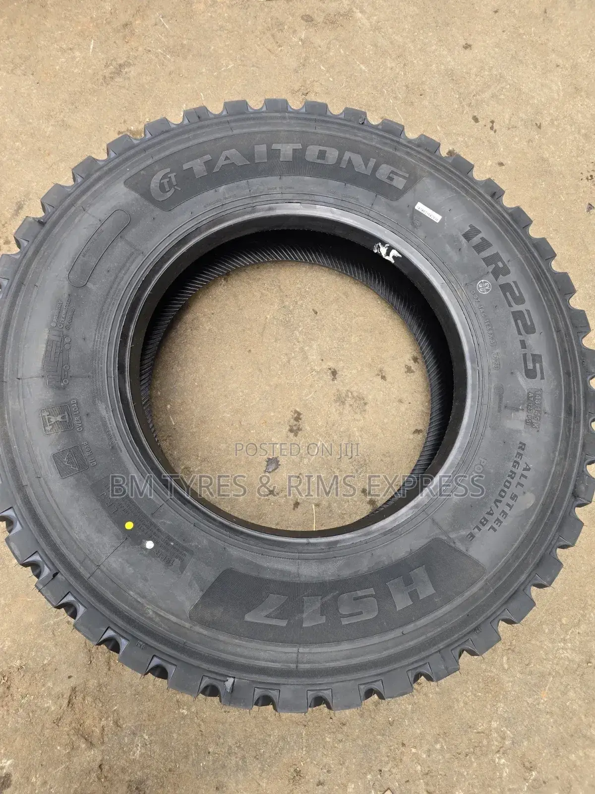 11 R22. 5 Taitong Tyres (Diff)