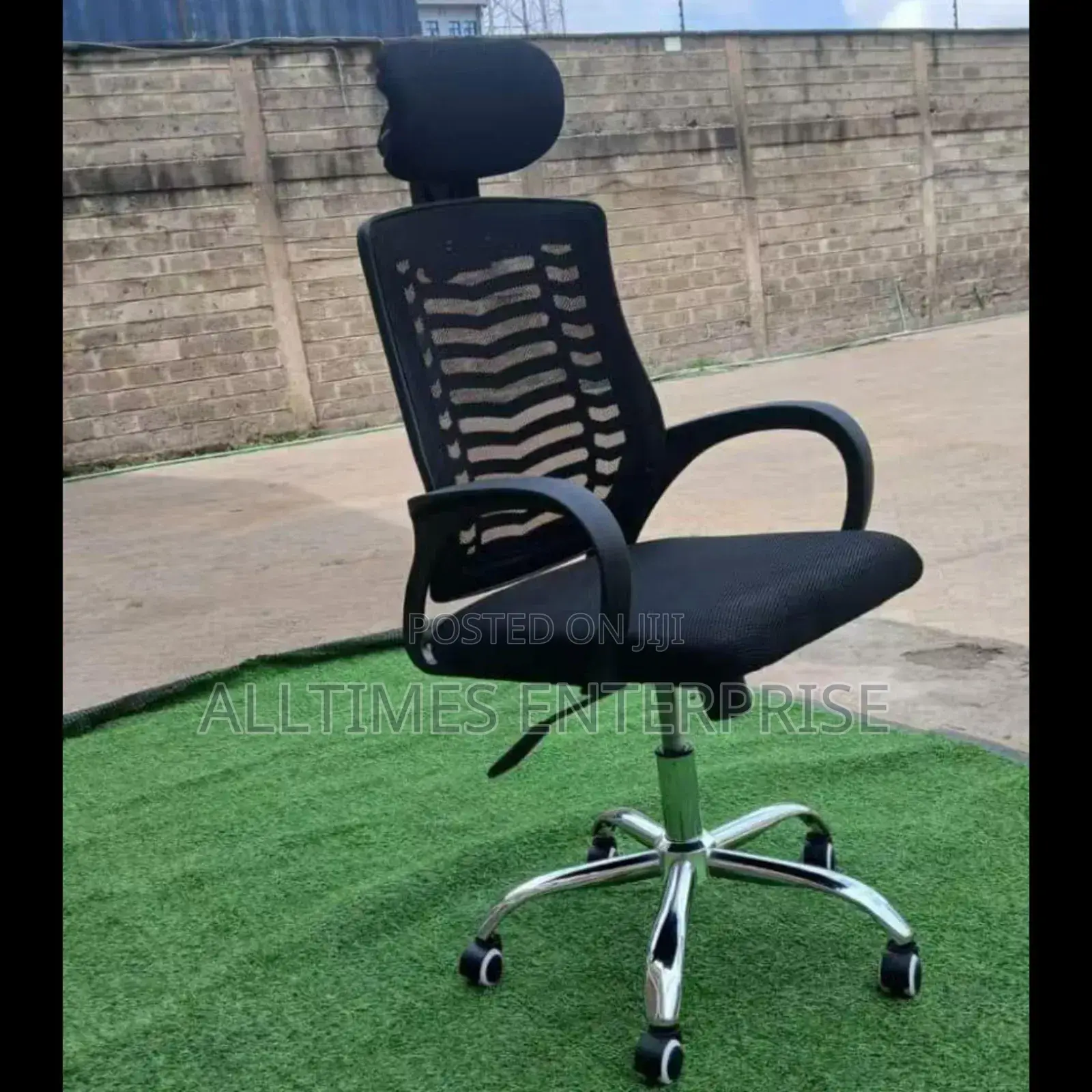 Secretarial Mesh Chair ~ Adjustable Headrest and Lumbar Support