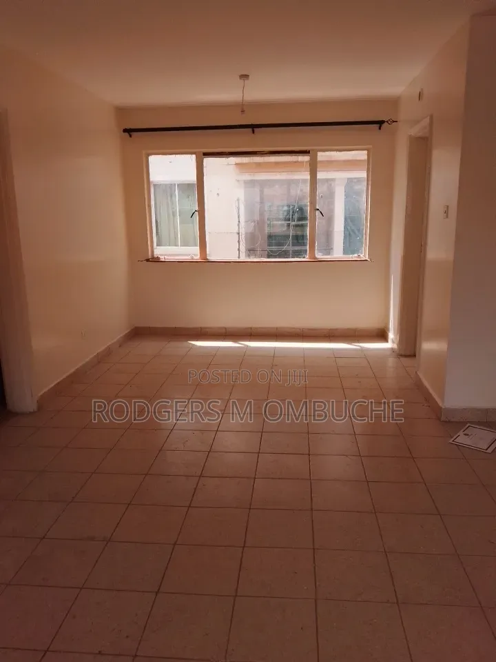 3bdrm Apartment in State House Area for rent