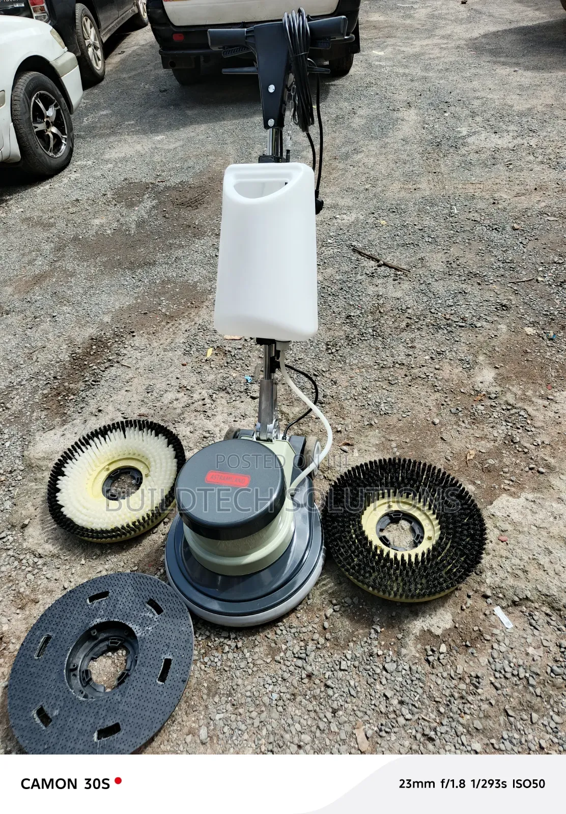 Floor Scrubber Machine – Professional Cleaning Results