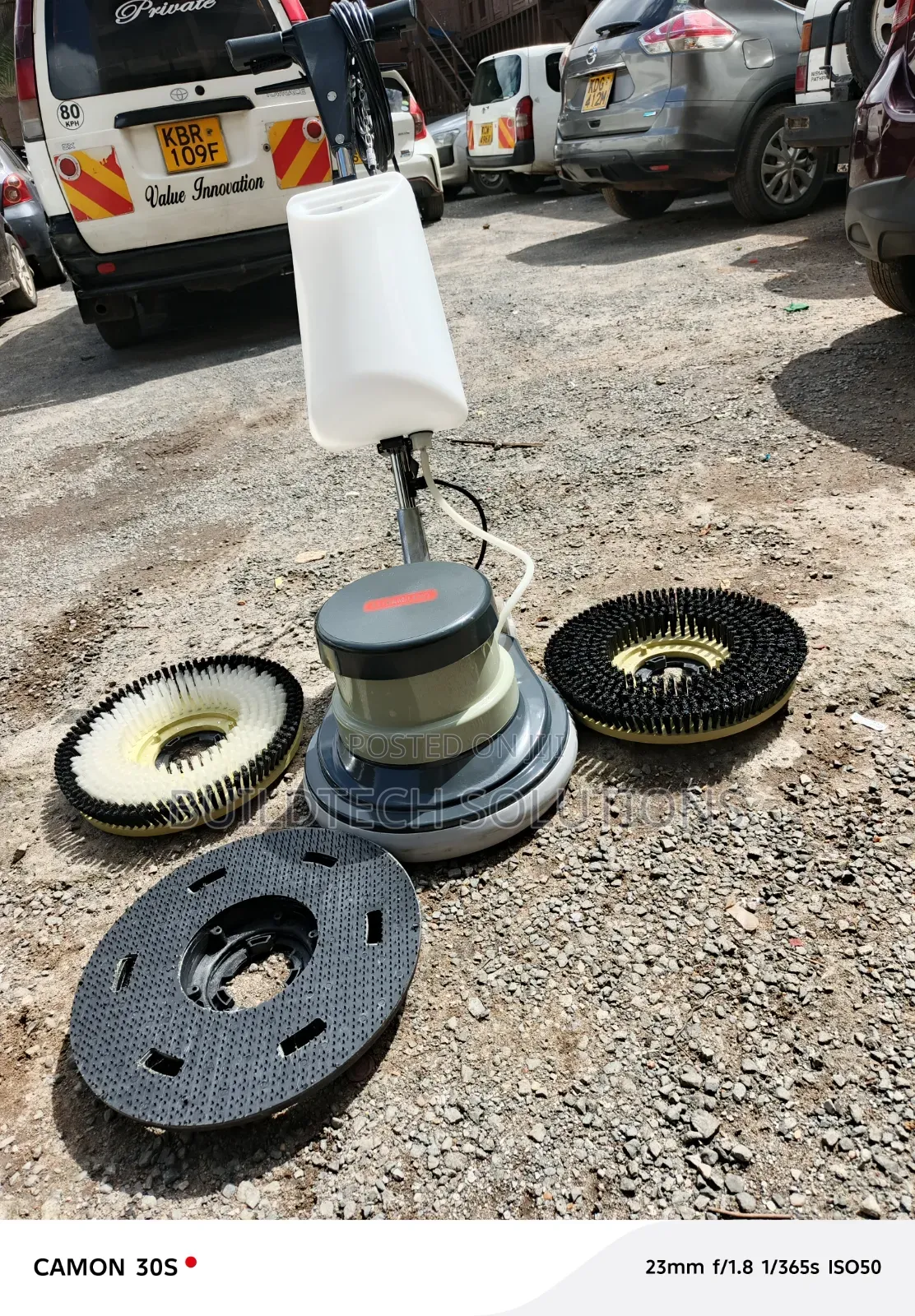 Commercial Floor Scrubber – Perfect for Shops Malls