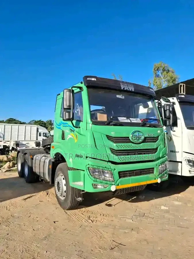 Trailers.Transport>Open/Boxed°Body^Specialists.Loose.Cargo.92 Cbm.