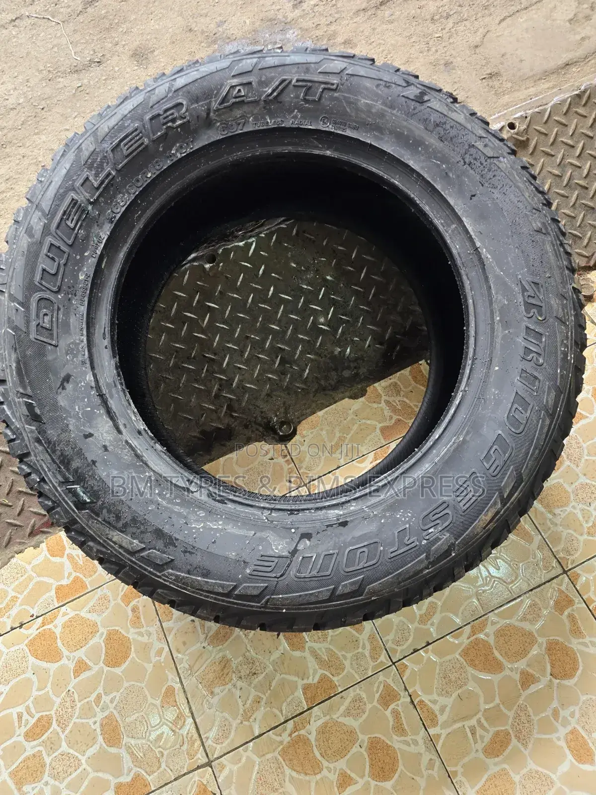 265 /60 R18 Bridgestone Tyres (All Terrein) Indonesia.