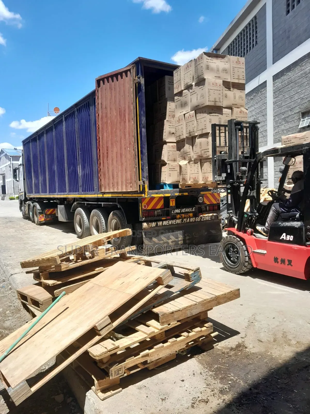 Nairobi~Turkana.Trailers°Transporters for Commercial Services.