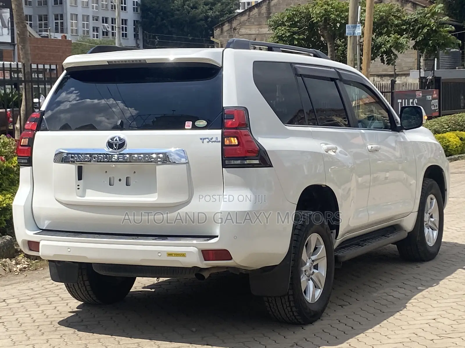 Toyota Land Cruiser Prado 2.8 2019 White