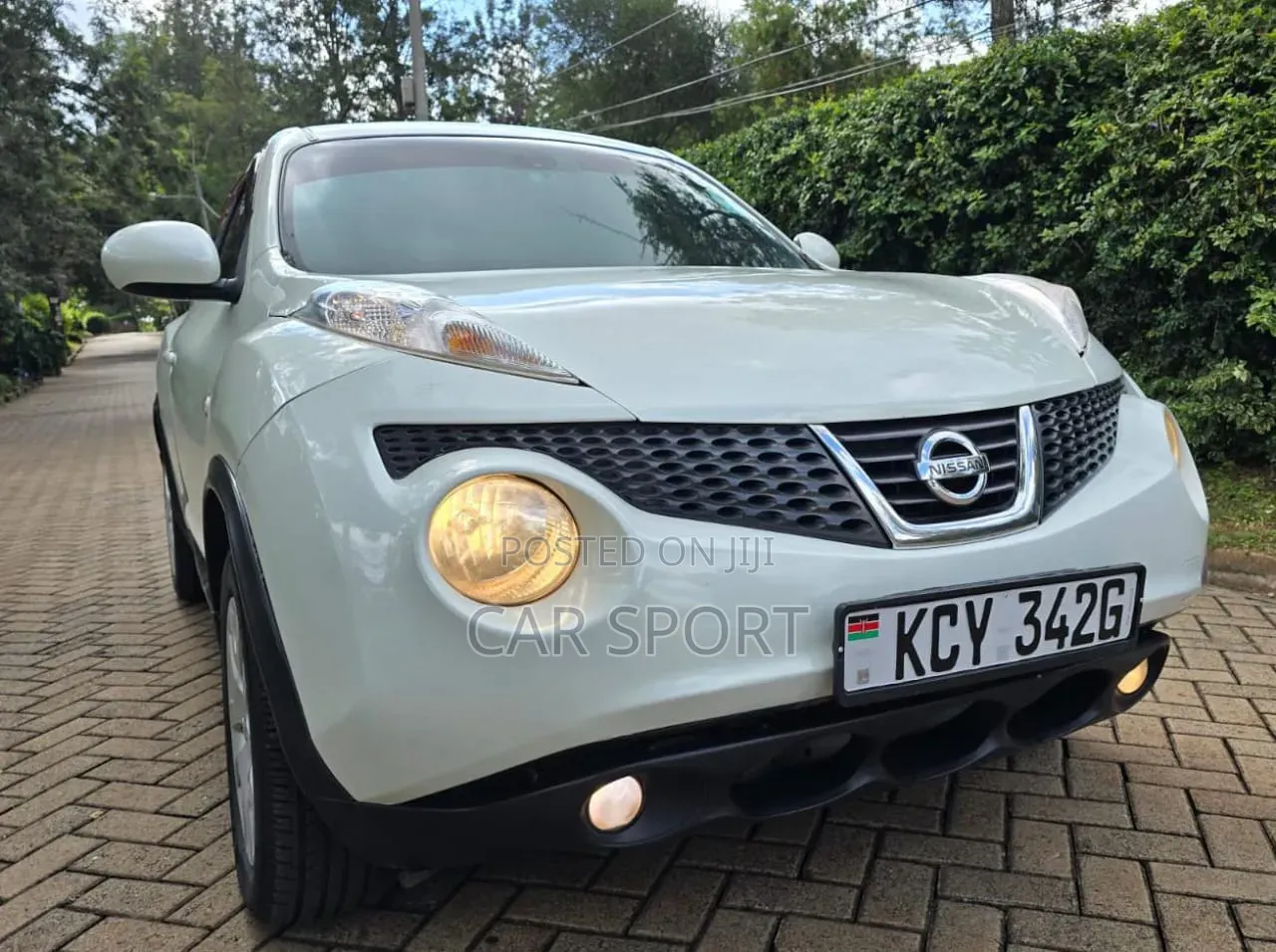 Nissan Juke 2012 White
