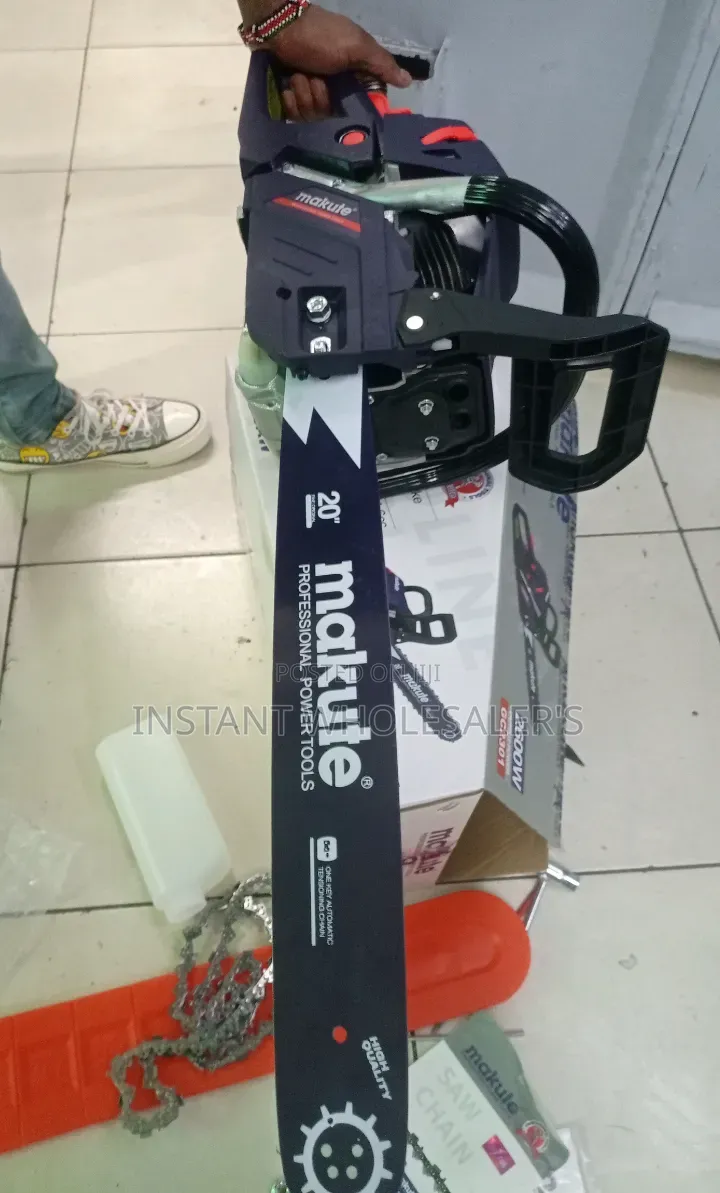 Makute Professional Chainsaw 20"
