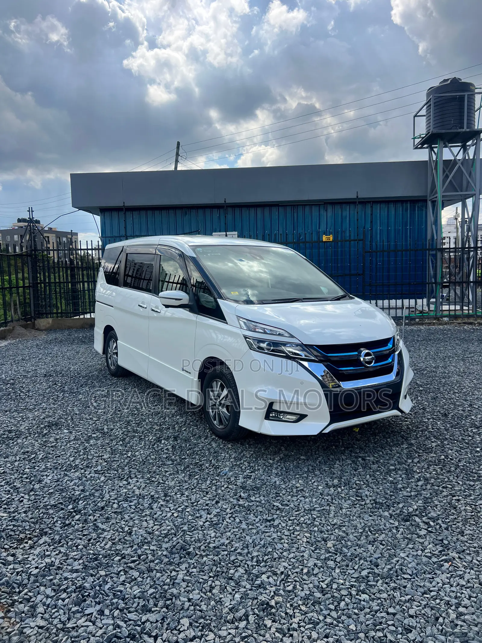 Nissan Serena 2019 White