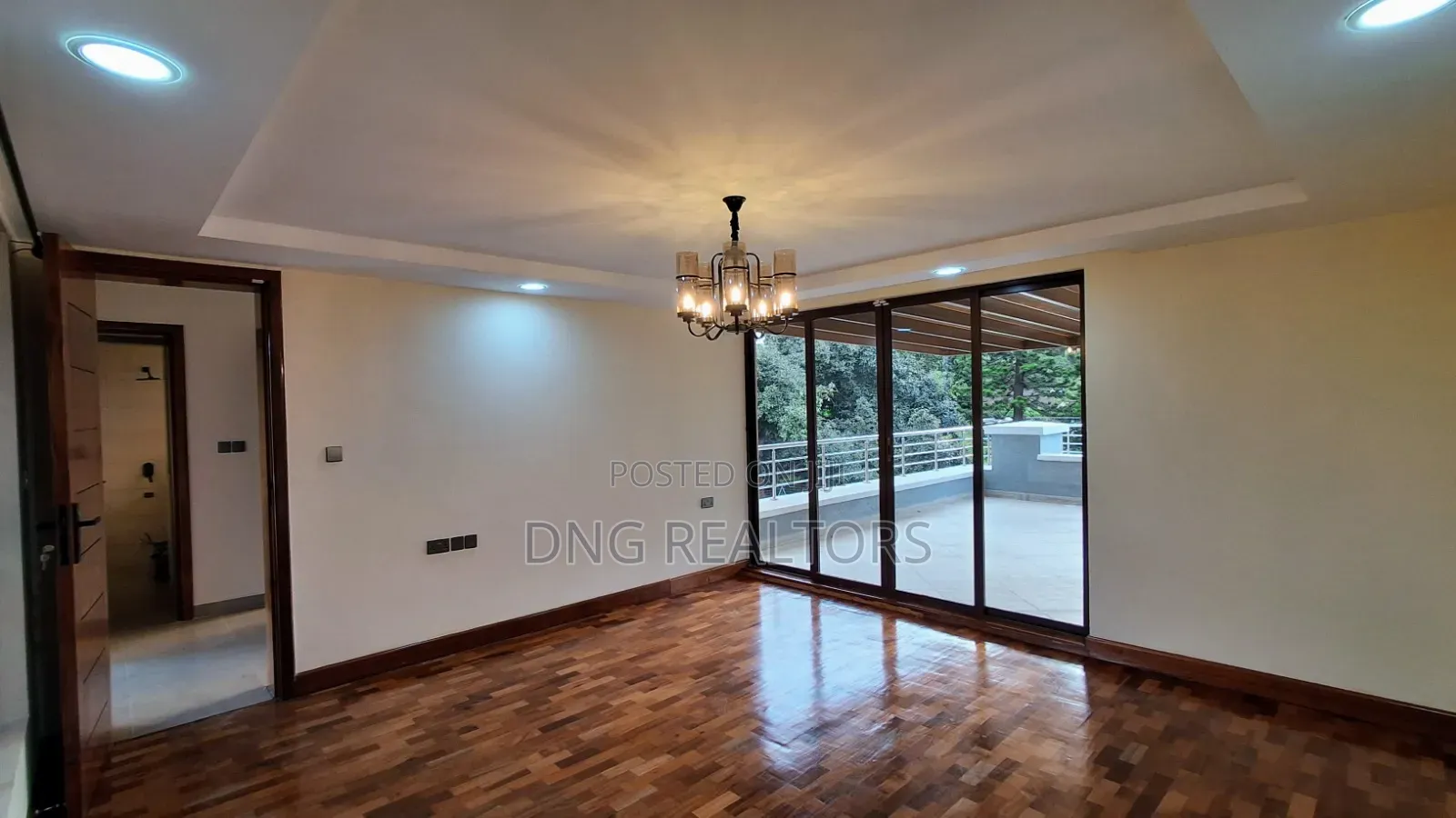 5bdrm Villa in Rosslyn for sale