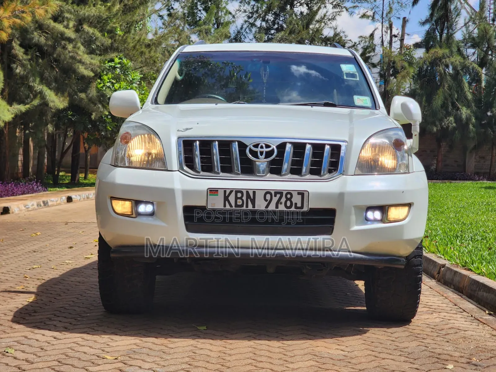 Toyota Land Cruiser Prado 2004 White