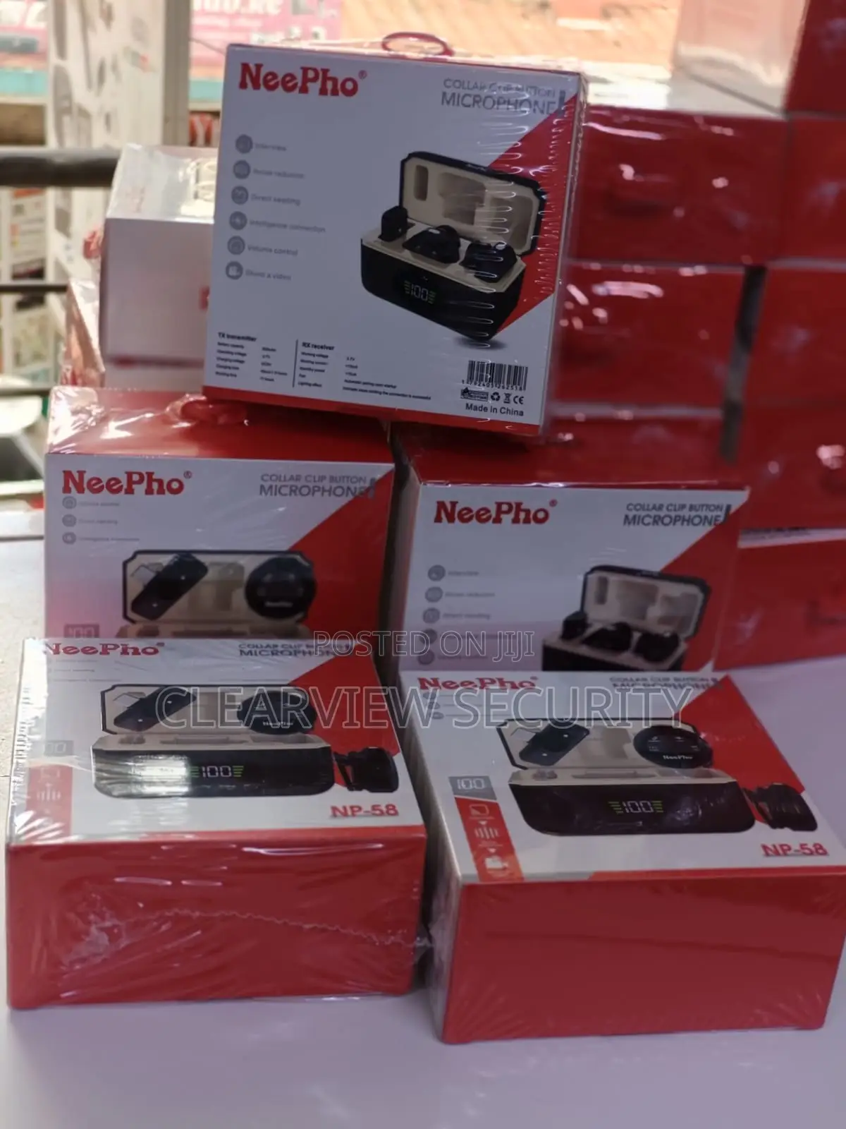 Neephoo Wireless Microphone – Clear Audio for Content Interviews