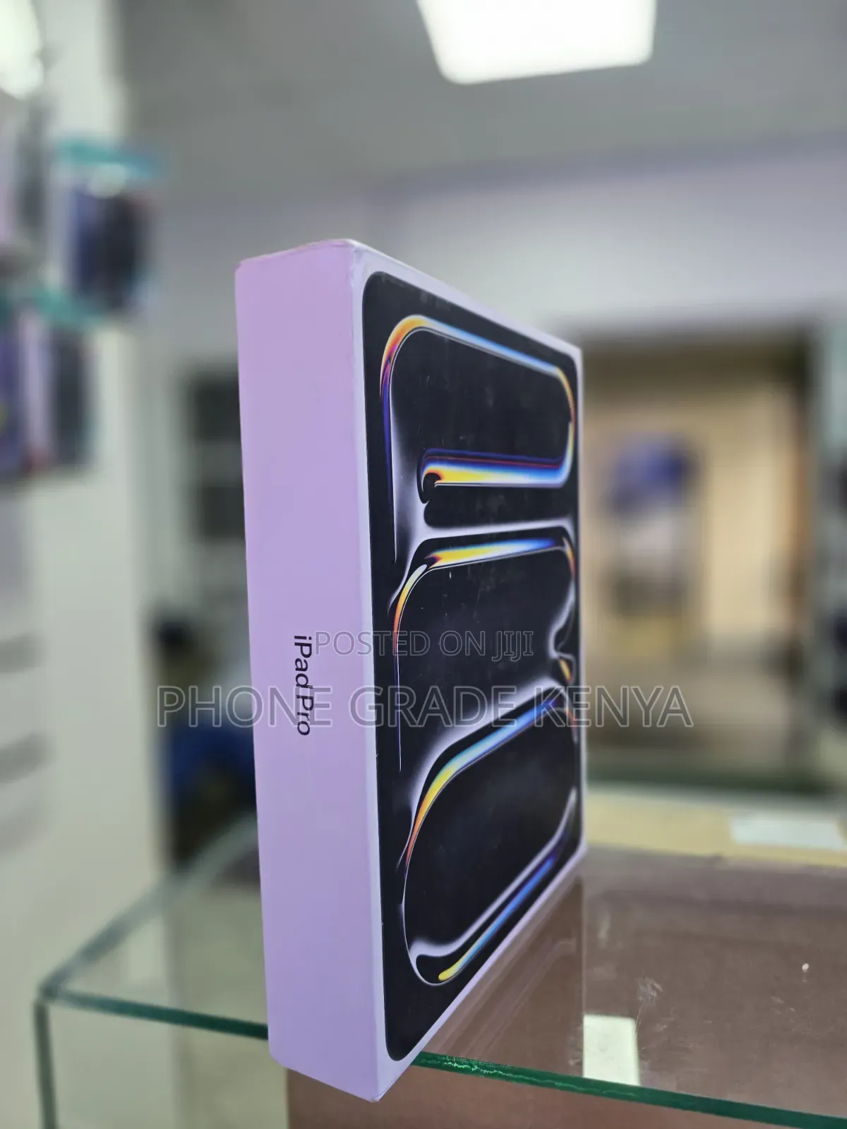 New Apple iPad Pro 13 (2025) 256 GB Black