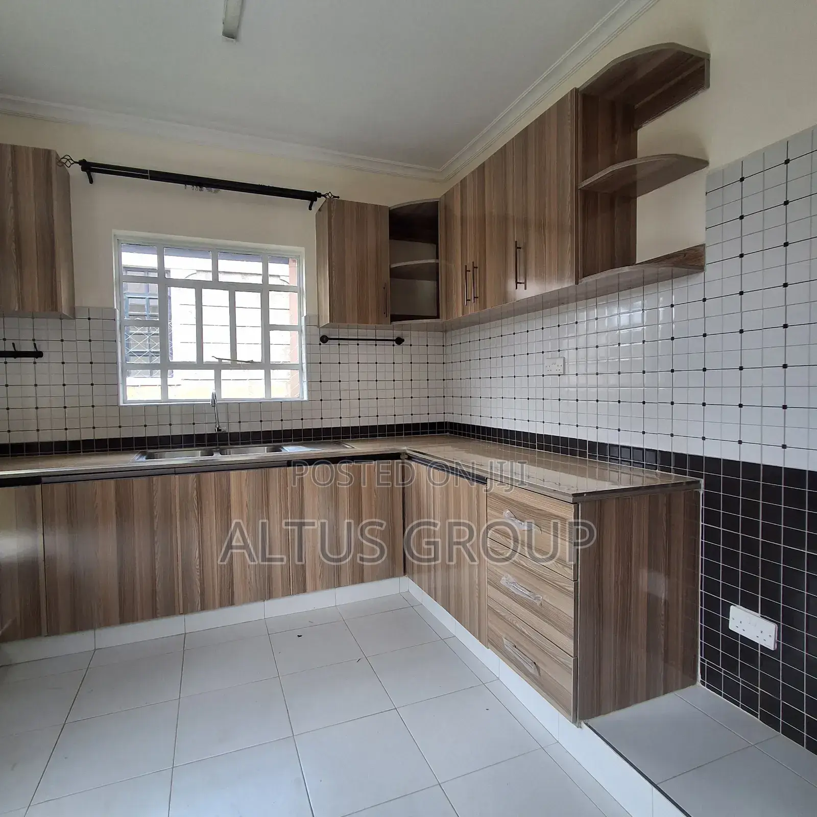 3bdrm Bungalow in Kibiku for sale